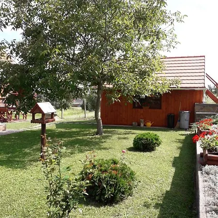 Mátyás Apartman Tard