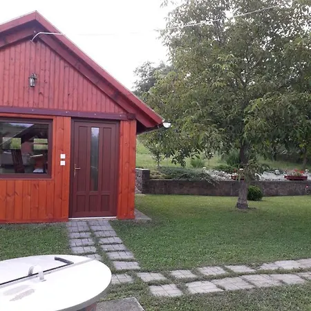 Mátyás Apartman Tard